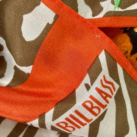 BILL BLASS colourful vintage silk scarf - Picture 3 of 10